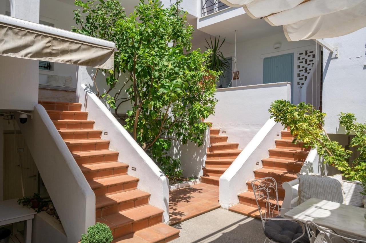 Odyssey Suites Pórosz Kültér fotó